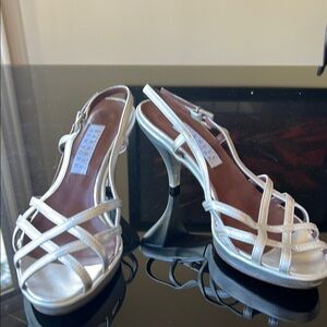 Barneys New York Vintage Strappy Silver ALL Leather Heels Made Italy 371/2 NWOT